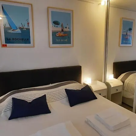 Demain L'ocean Hyper-centre La Rochelle - Menage, Draps Et Serviettes Optionnels Non Compris Dans Le Prix Affiche La Rochelle (Charente-Maritime)